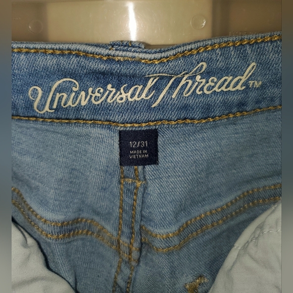 Universal Thread Jeans - Picture 3 of 4